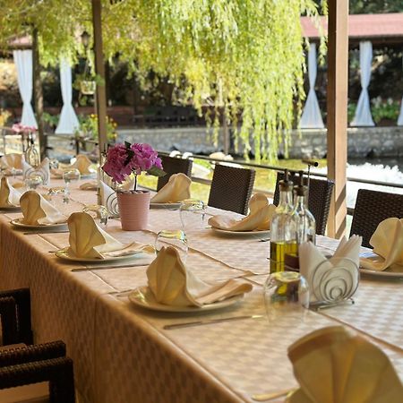 Rritja E Koranit Hotel Tushemisht Bagian luar foto