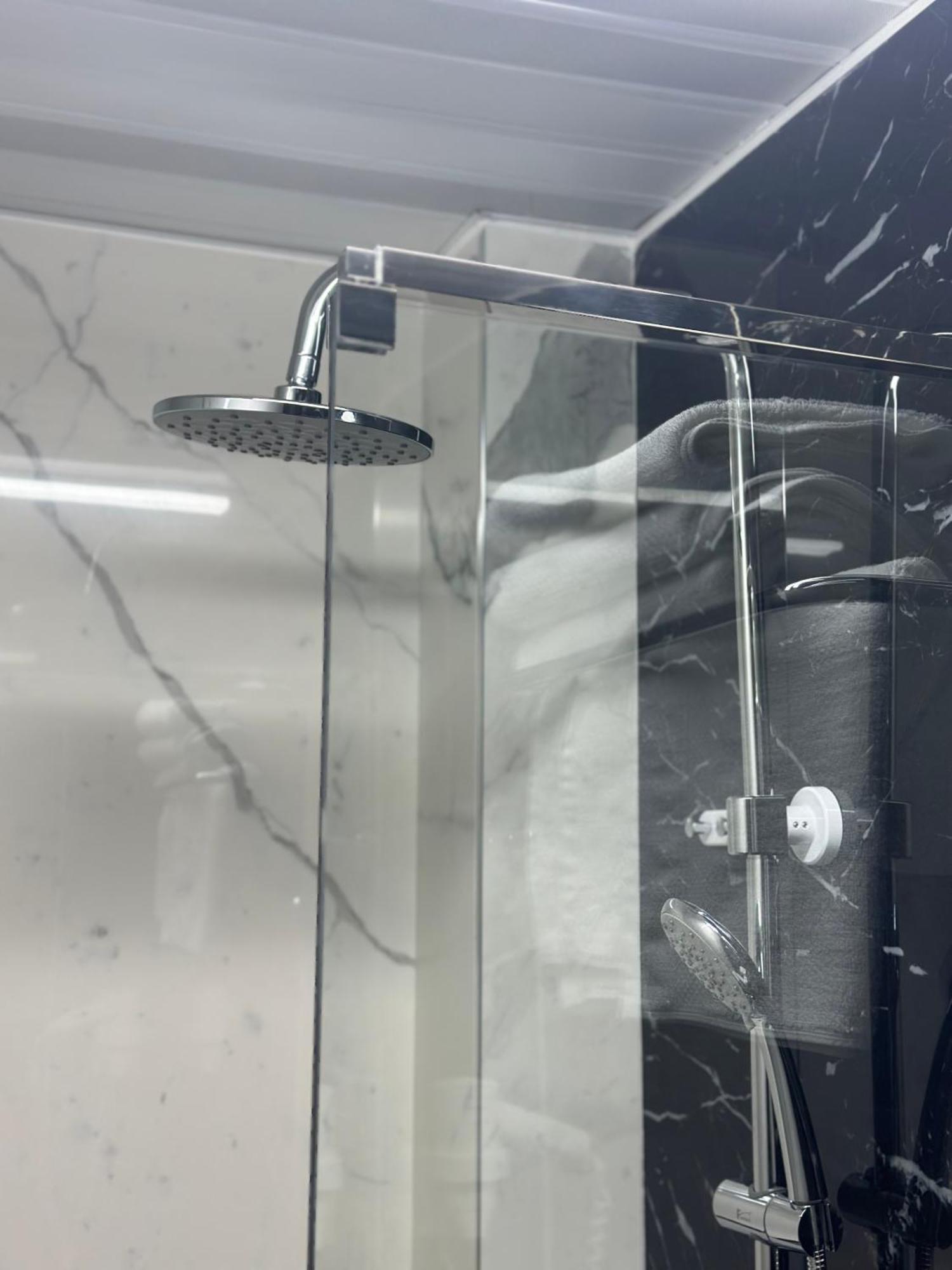 Rritja E Koranit Hotel Tushemisht Bagian luar foto