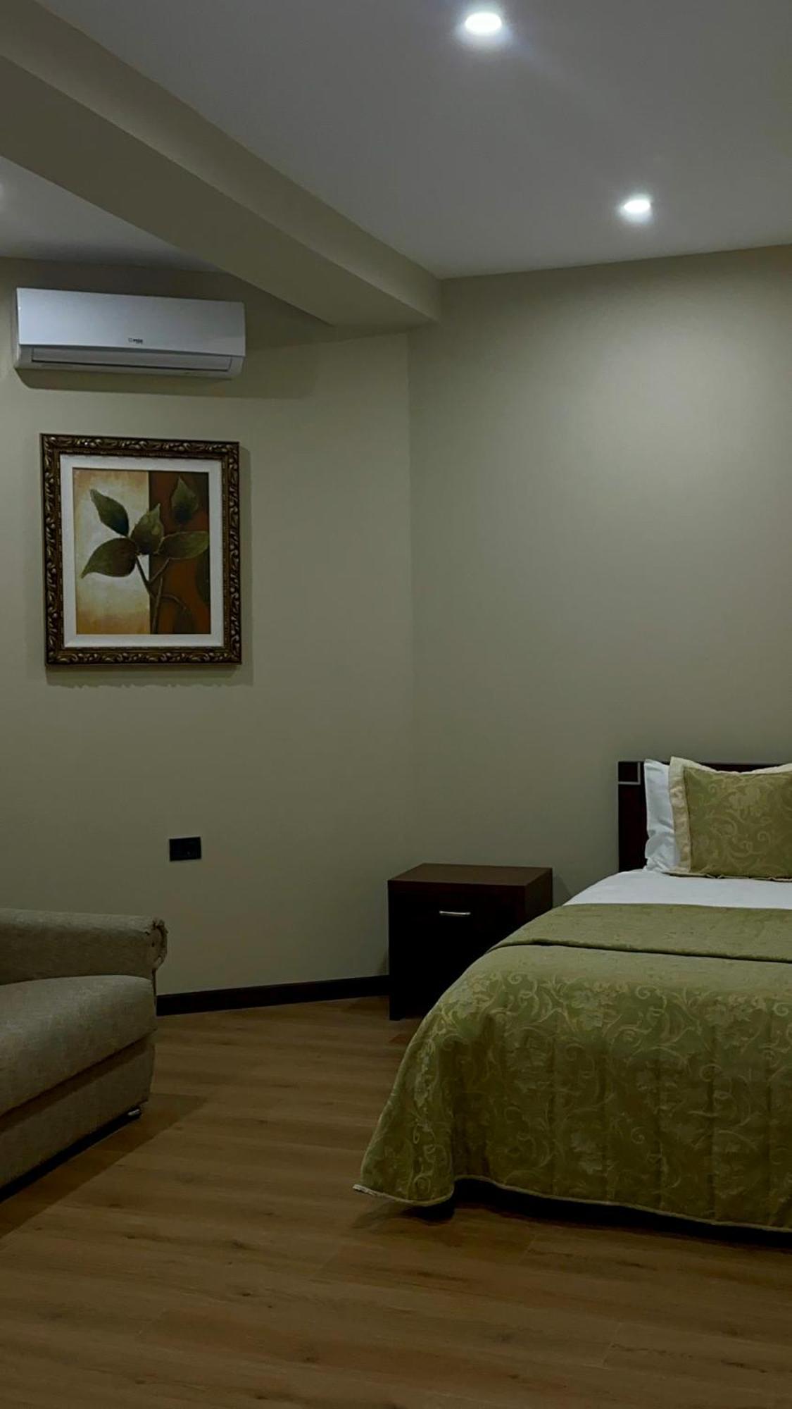 Rritja E Koranit Hotel Tushemisht Bagian luar foto