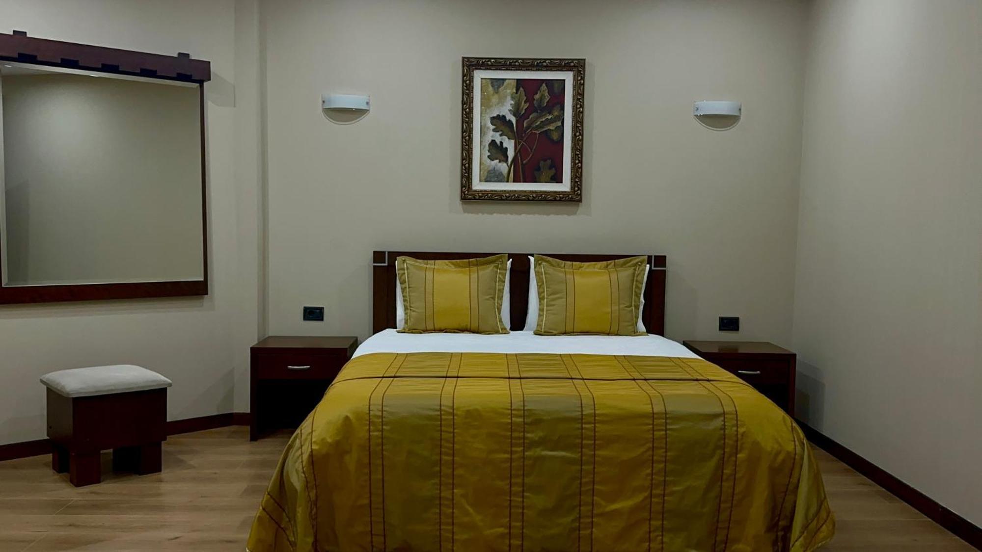 Rritja E Koranit Hotel Tushemisht Bagian luar foto