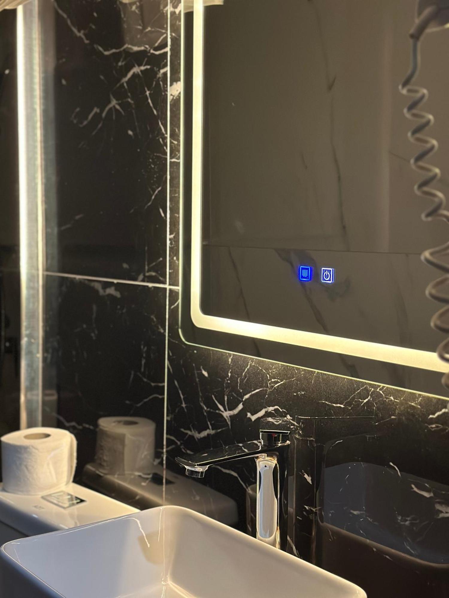 Rritja E Koranit Hotel Tushemisht Bagian luar foto
