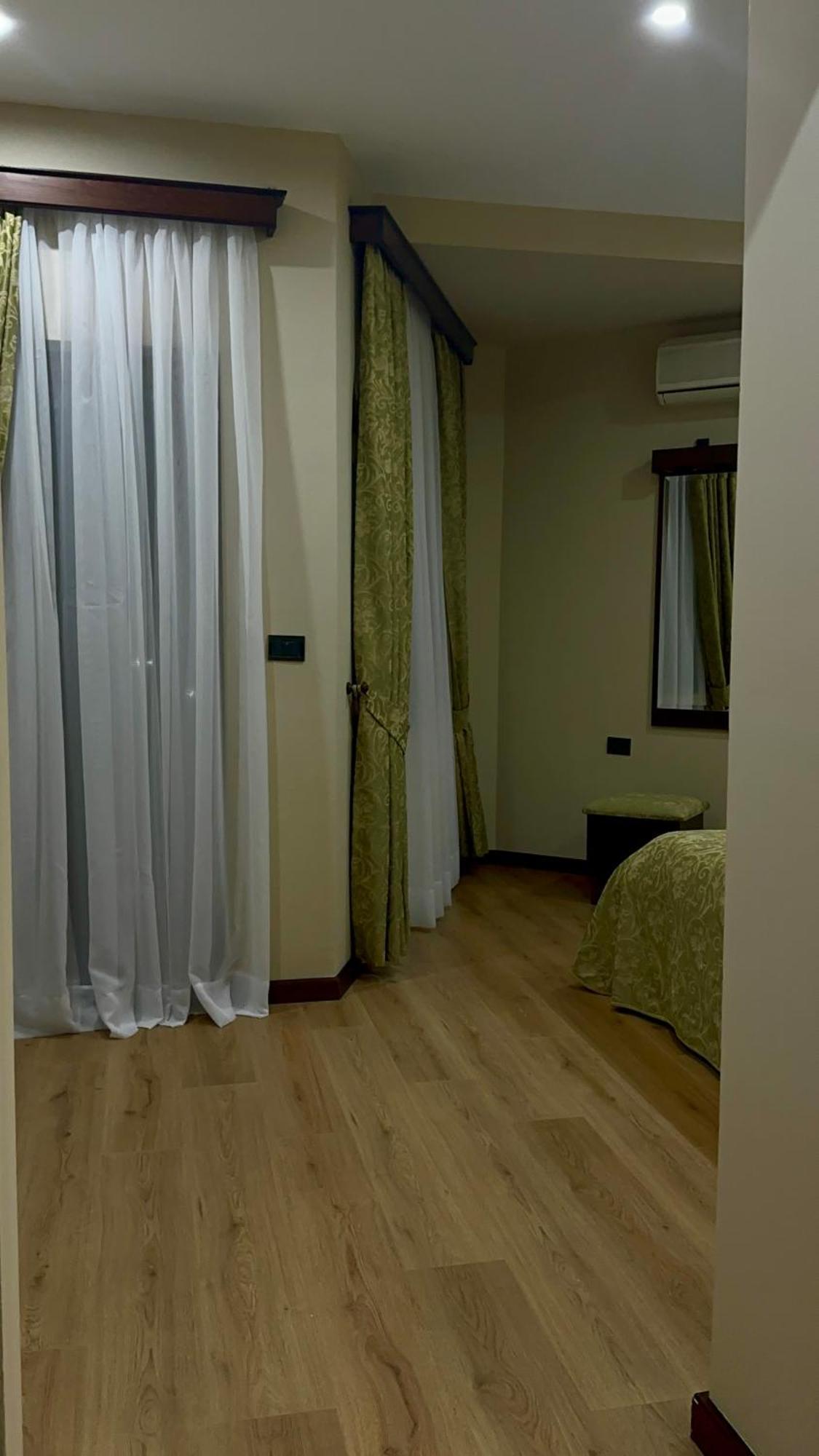 Rritja E Koranit Hotel Tushemisht Bagian luar foto